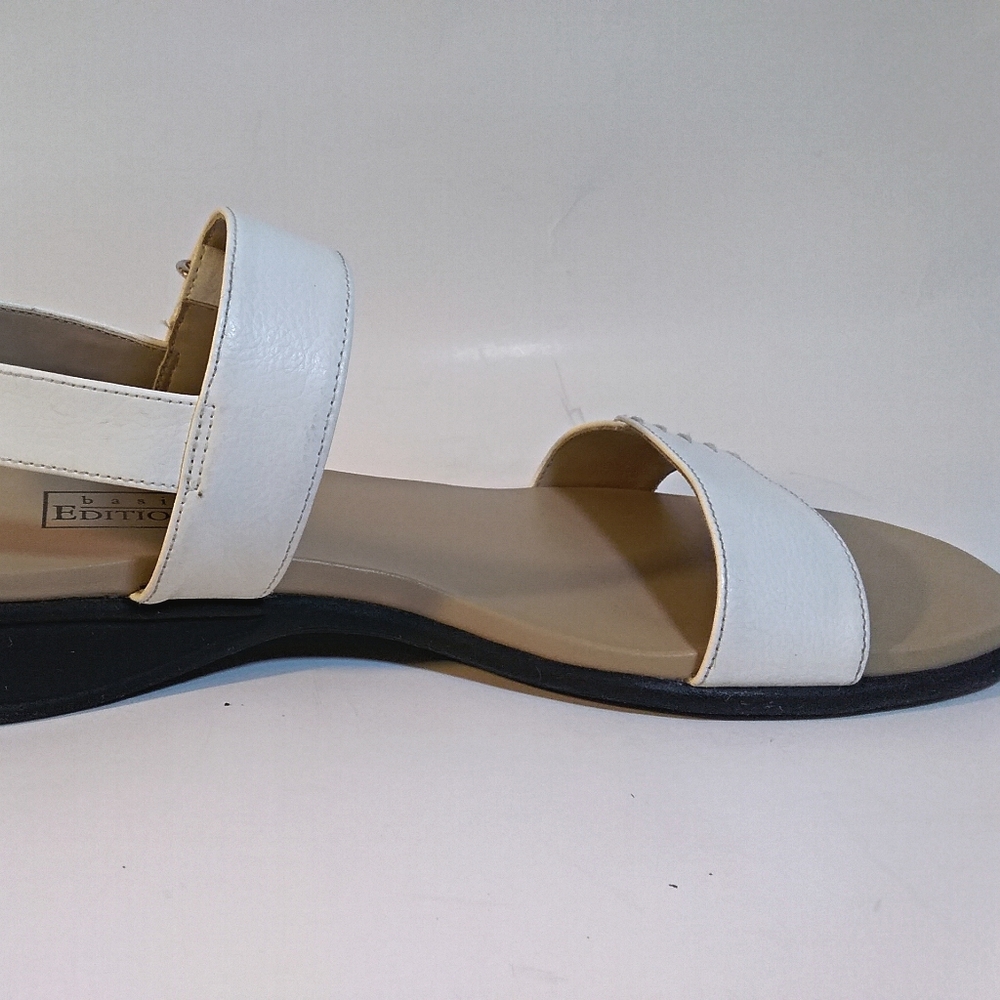 Basic Editions White Flat Sandals Size: 10 - image 4